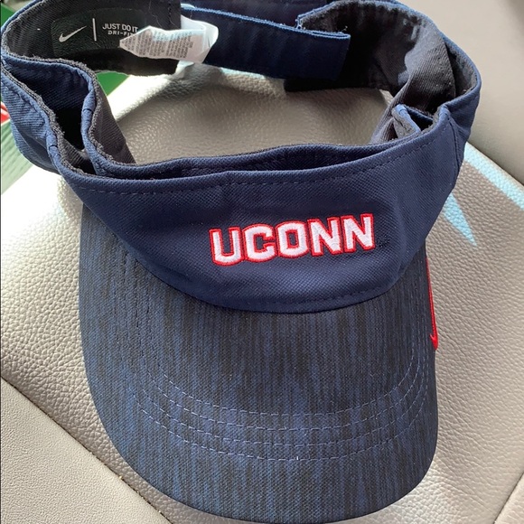 UConn Visors - Picture 1 of 3